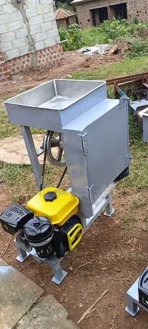 Cassava Chipper Machine