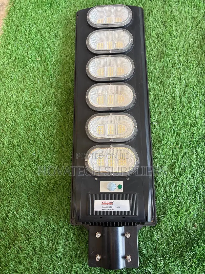 ALLTOP 300W Solar Street Light With Lithium Battery Pane