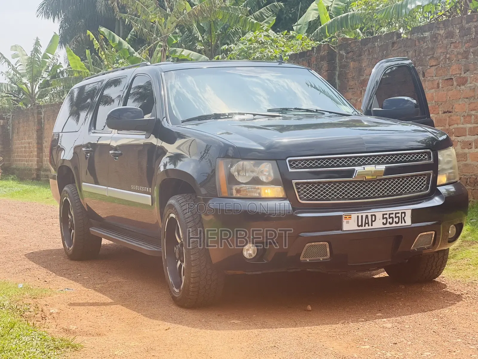 Chevrolet Suburban LT 2500 2008 Black