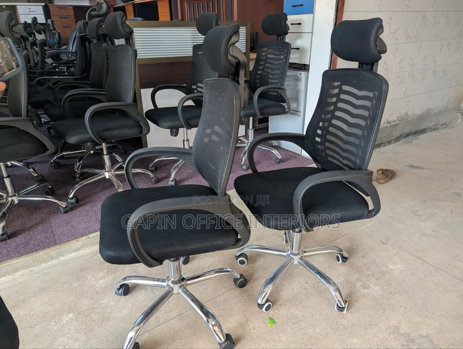 Adjustable Headrest Office Chairs, Price for Each Piece