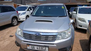 Subaru Forester 2011 Silver