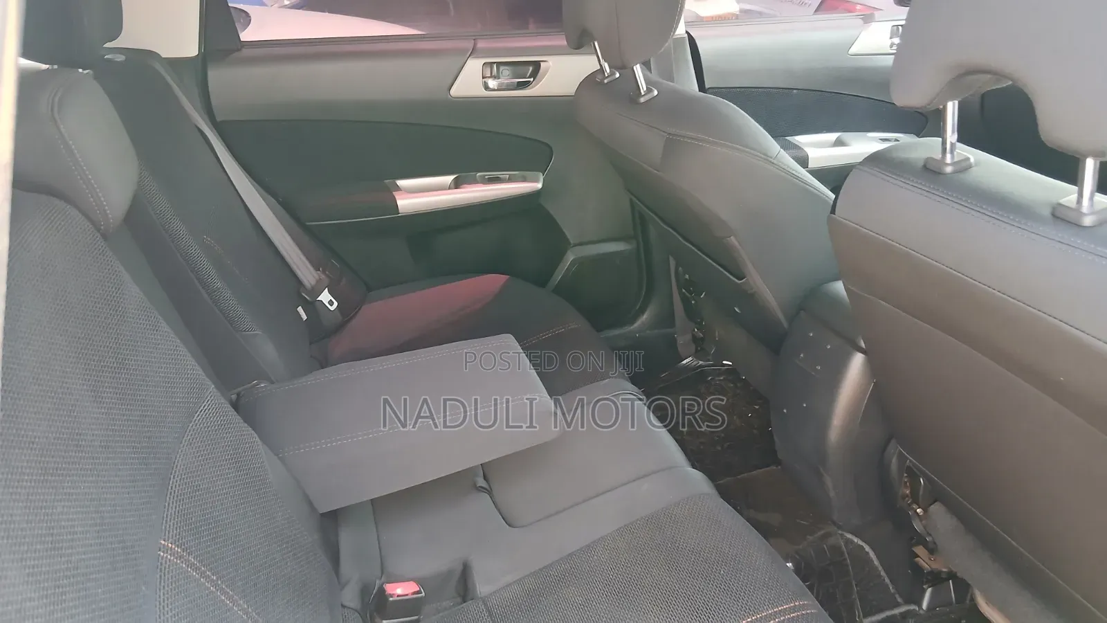 Subaru Forester 2011 Silver