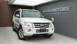 Mitsubishi Pajero 2012 White