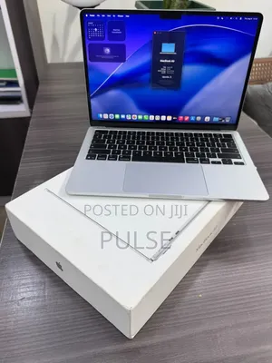 Laptop Apple MacBook Air 2026 M5 16GB Apple M5 SSD 512GB