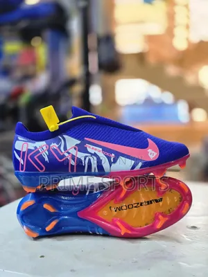 NIke KM Soccer Boots