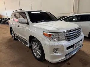 Toyota Land Cruiser 2012 White