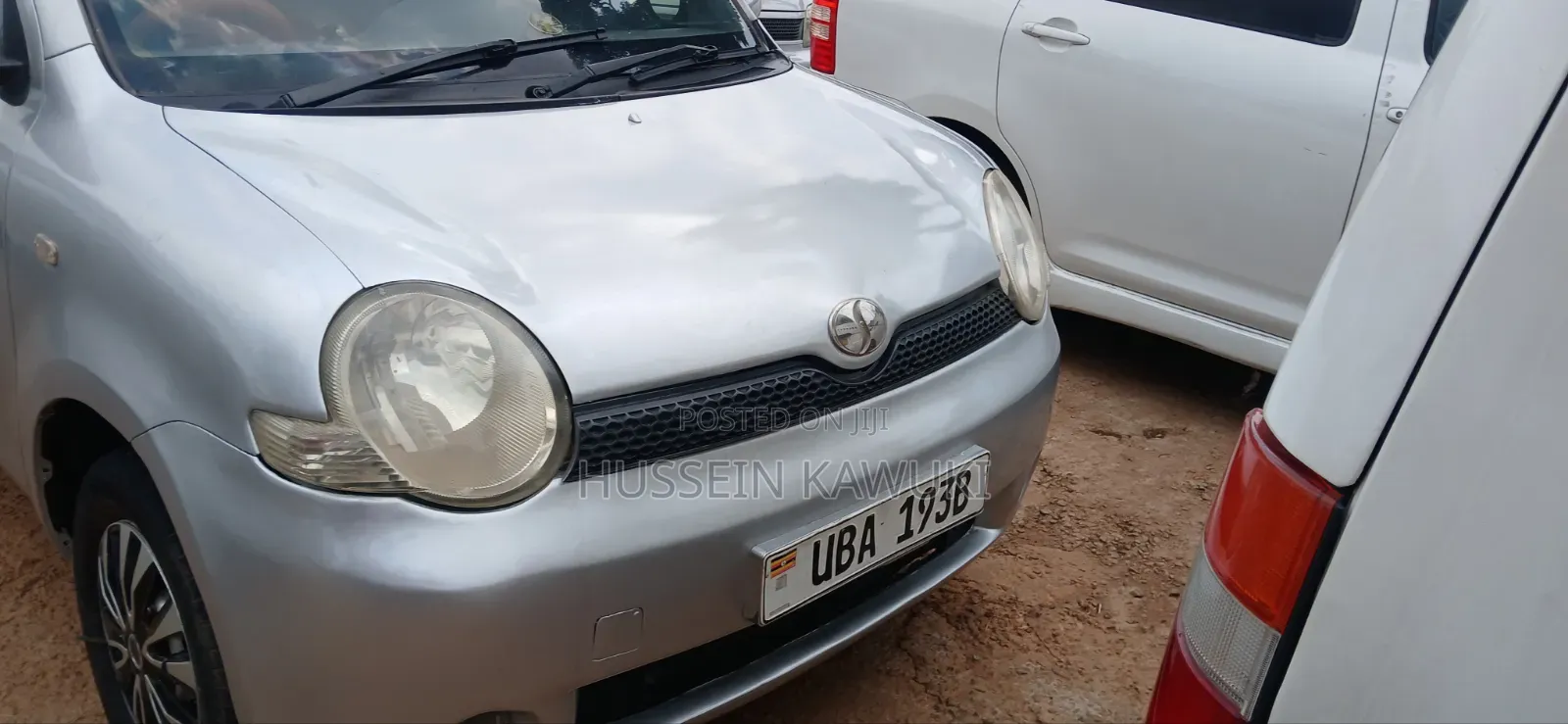 Toyota Sienta 2005 Silver