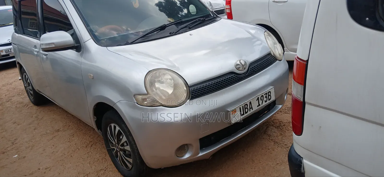 Toyota Sienta 2005 Silver
