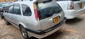 Toyota Carib 2000 Silver