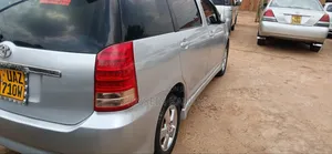 Toyota Wish 2006 Silver