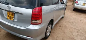 Toyota Wish 2006 Silver