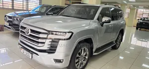 New Toyota Land Cruiser 2025 Gray