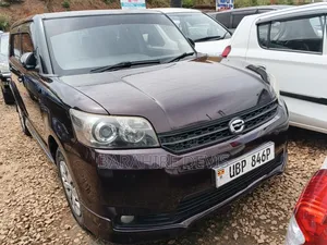 Toyota Corolla Rumion 2011 Maroon