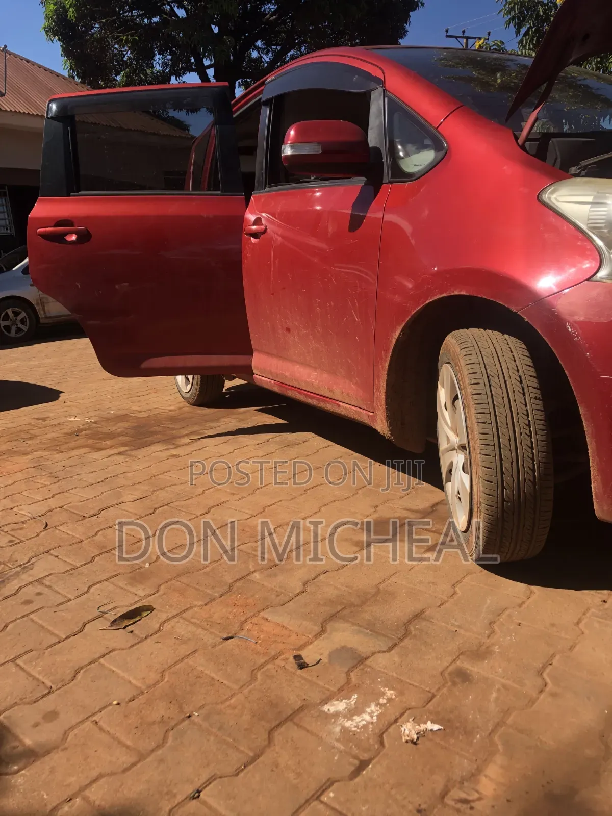 Toyota Ractis 2008 Red