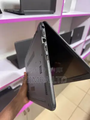 Laptop Dell Latitude 3310 4GB Intel Celeron SSD 128GB