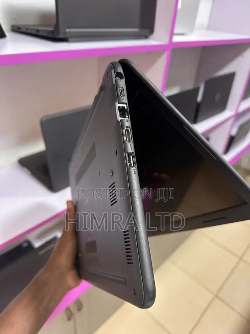 Laptop Dell Latitude 3310 4GB Intel Celeron SSD 128GB