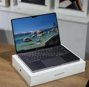 New Laptop Apple MacBook Pro 36GB Apple M5 Pro SSD 2T