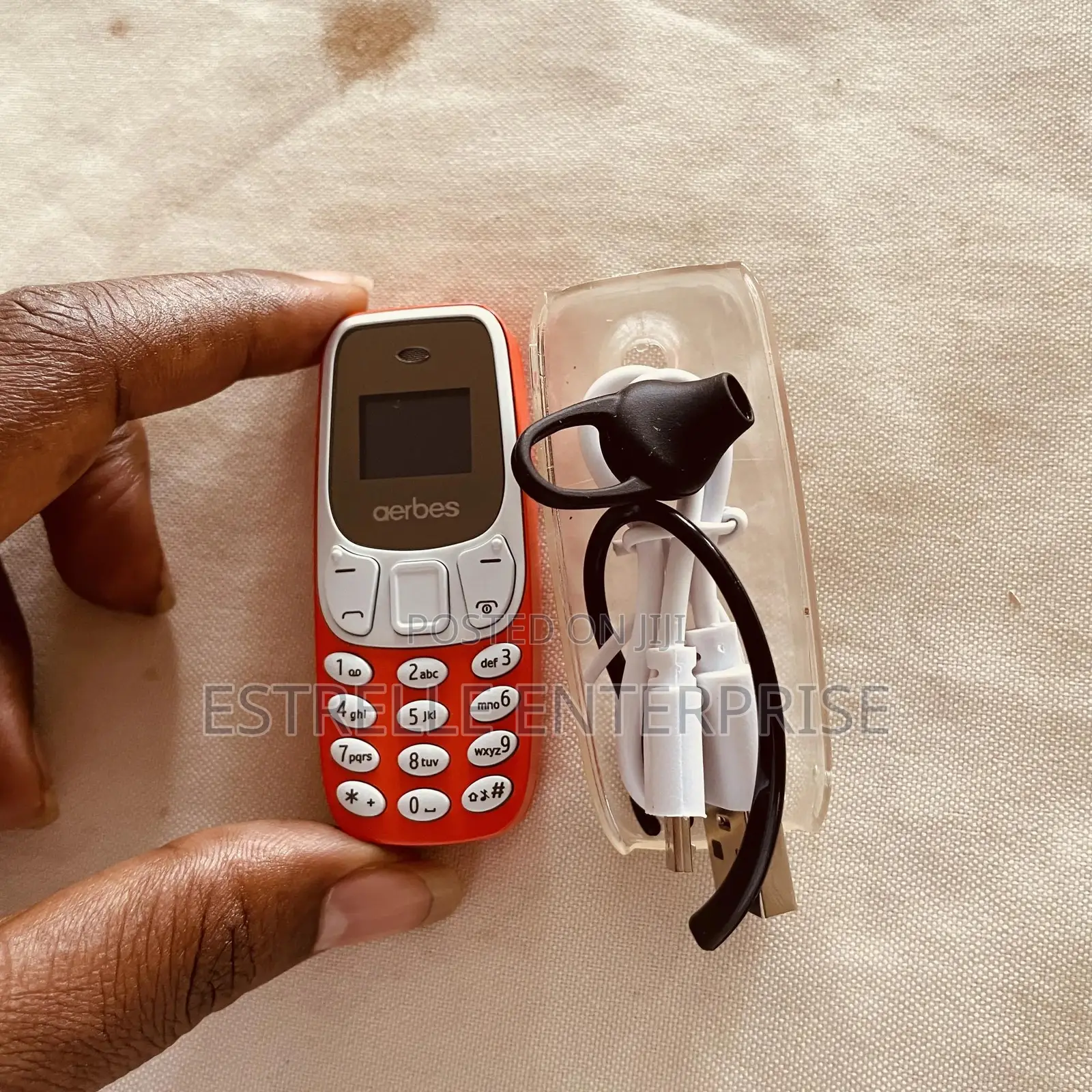 New Mobile Phone 4 GB Red