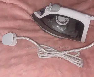 Phillips 2000 Series Steam Iron