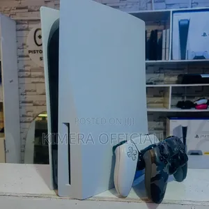 PS5 Standard Disc Edition: High Speed Drive for Fast Game Installs!