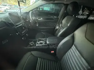 Mercedes-Benz GLE-Class 2018 Black