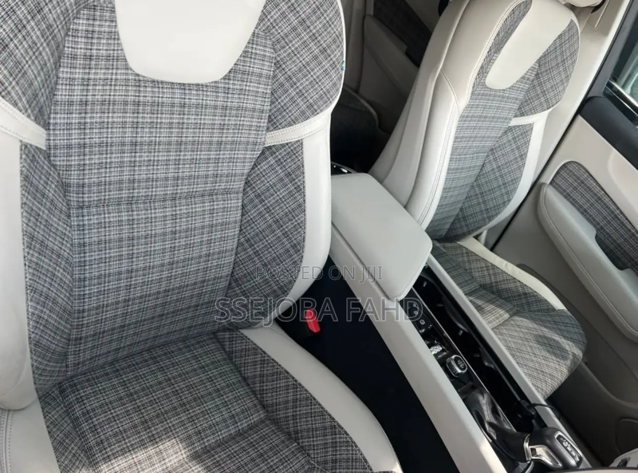 Volvo S60 2018 Blue