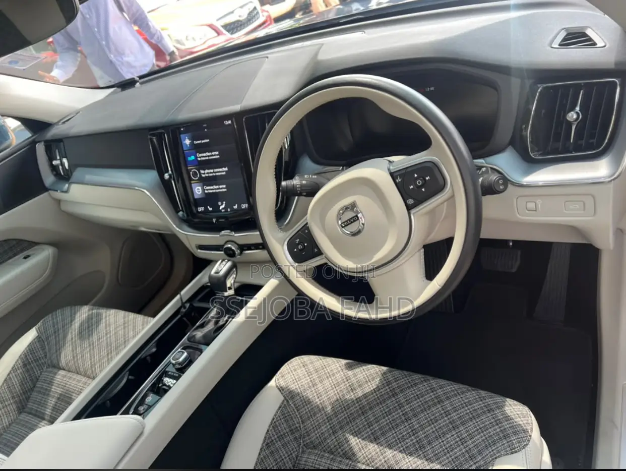 Volvo S60 2018 Blue