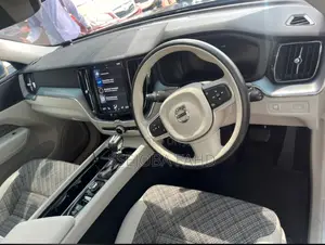 Volvo S60 2018 Blue