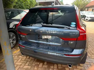 Volvo S60 2018 Blue