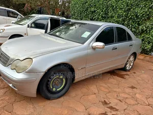 Mercedes-Benz C180 2005 Silver