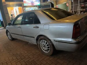 Toyota Progress 2004 Silver