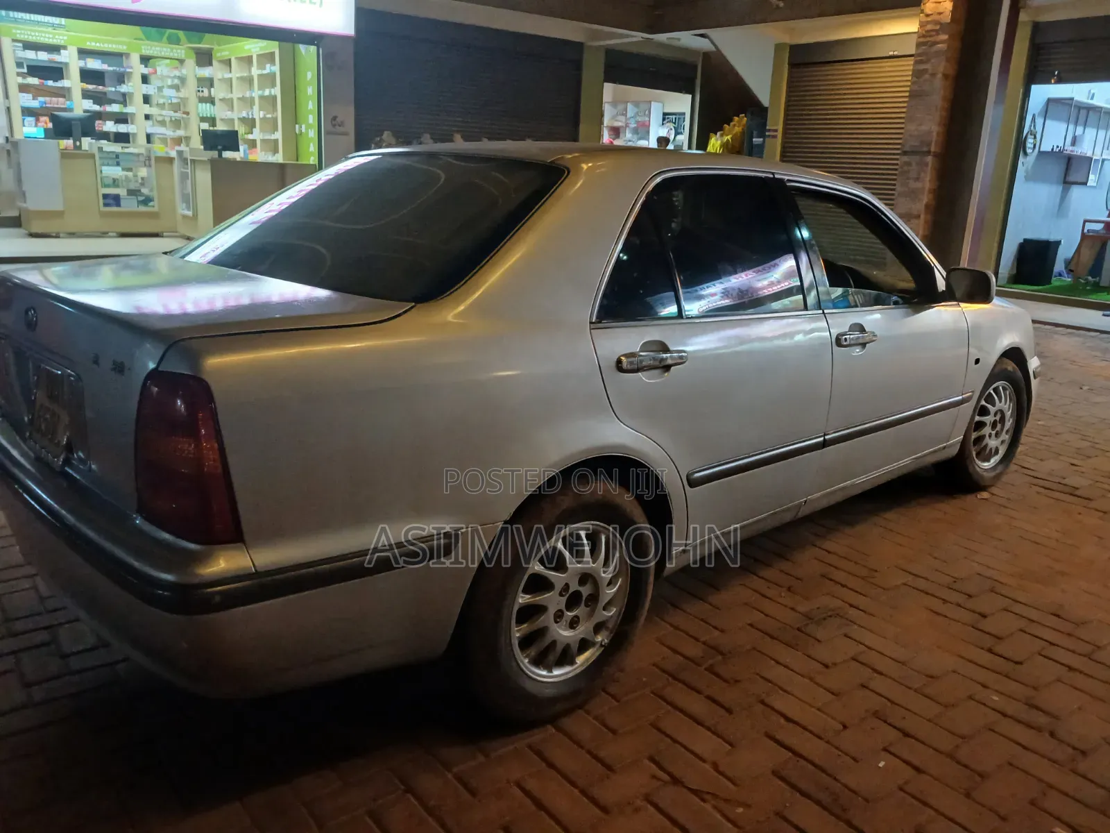 Toyota Progress 2004 Silver