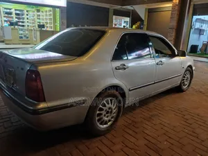 Toyota Progress 2004 Silver