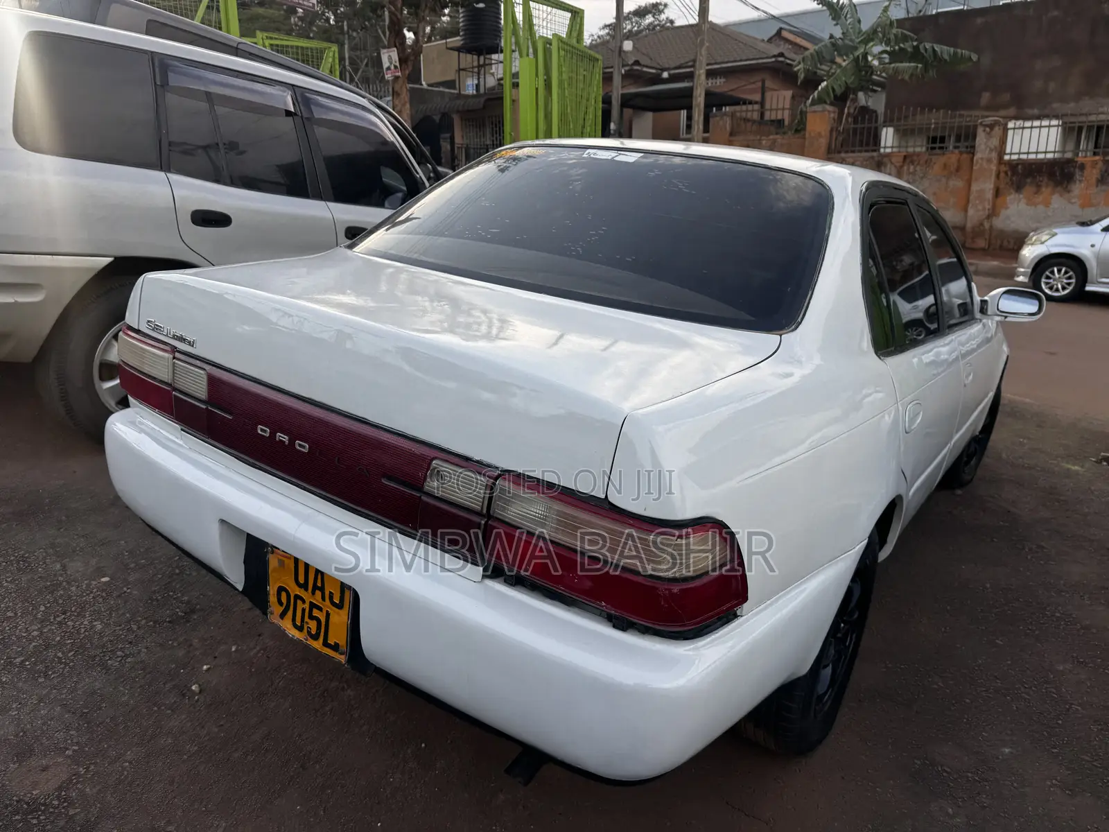 Toyota Corolla 1998 White