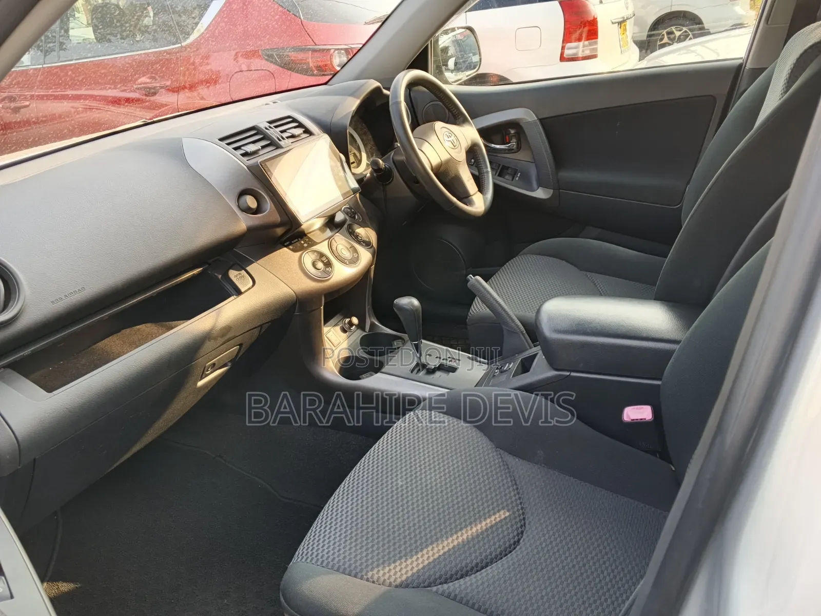 Toyota RAV4 2011 Silver