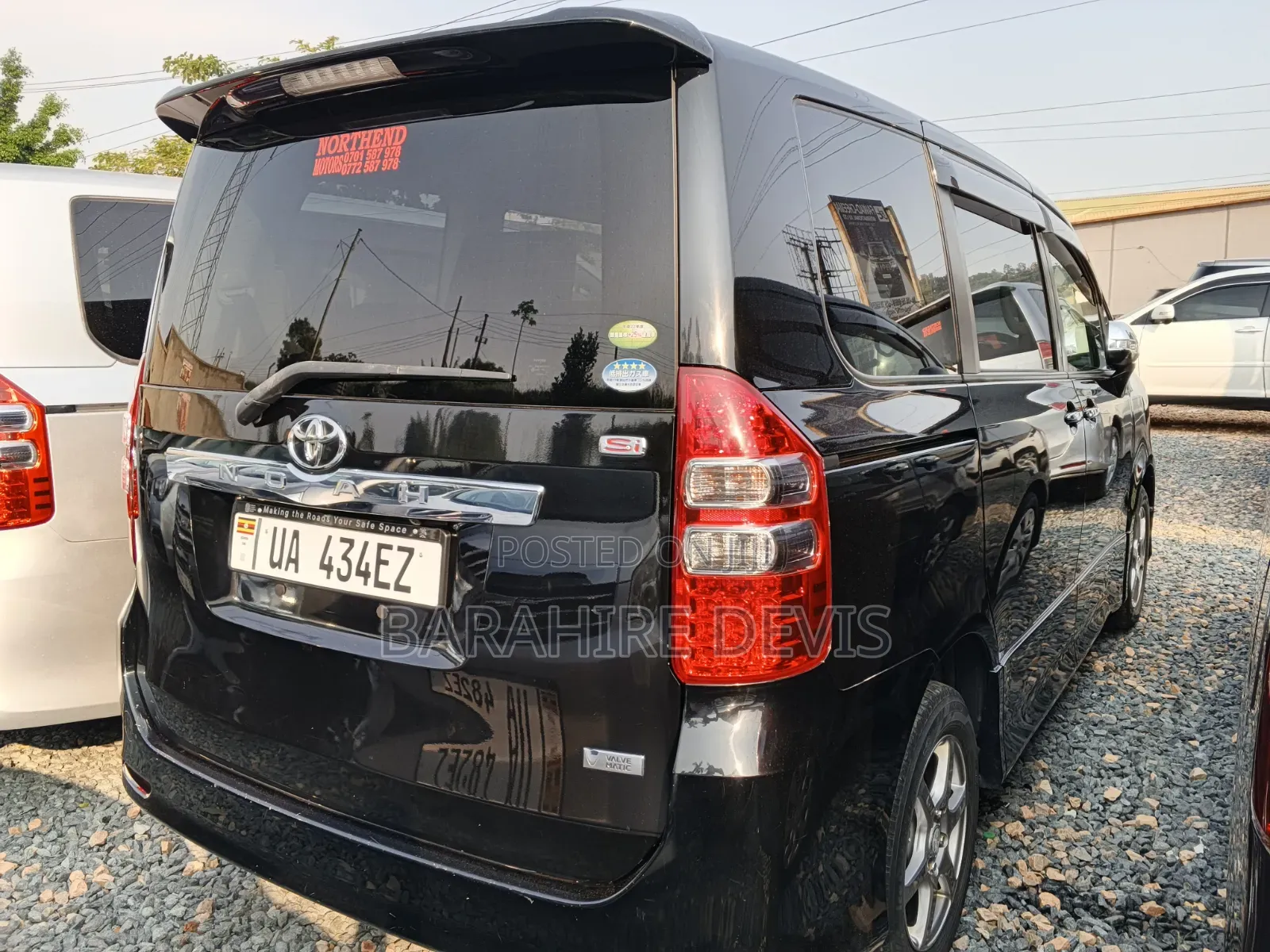 Toyota Noah 2011 Black