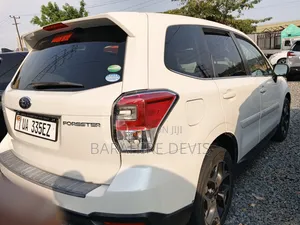 Subaru Forester 2017 White