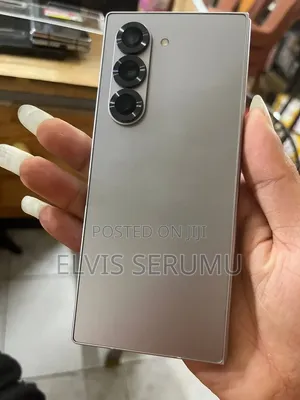 New Samsung Galaxy Z Fold6 256 GB Gray