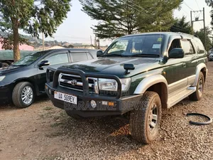 Toyota Hilux Surf 1998 Green