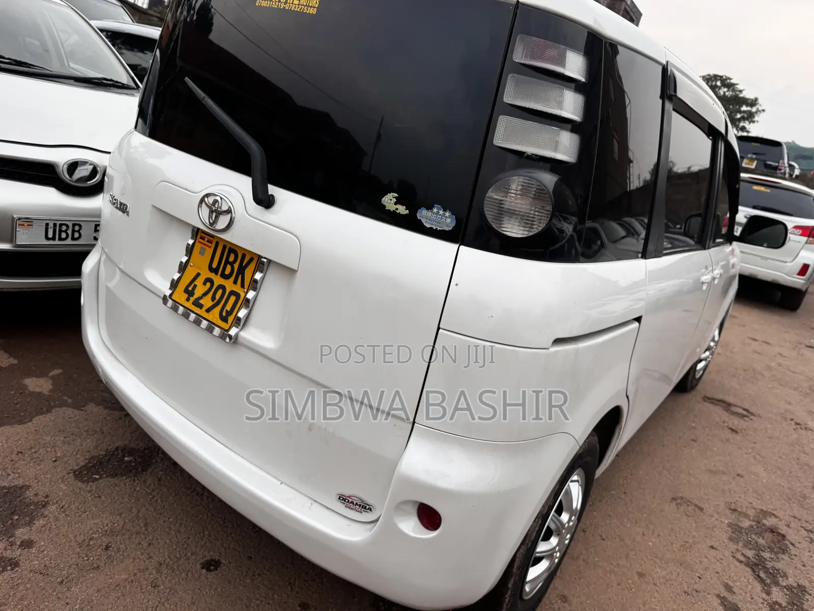 Toyota Sienta 2006 White