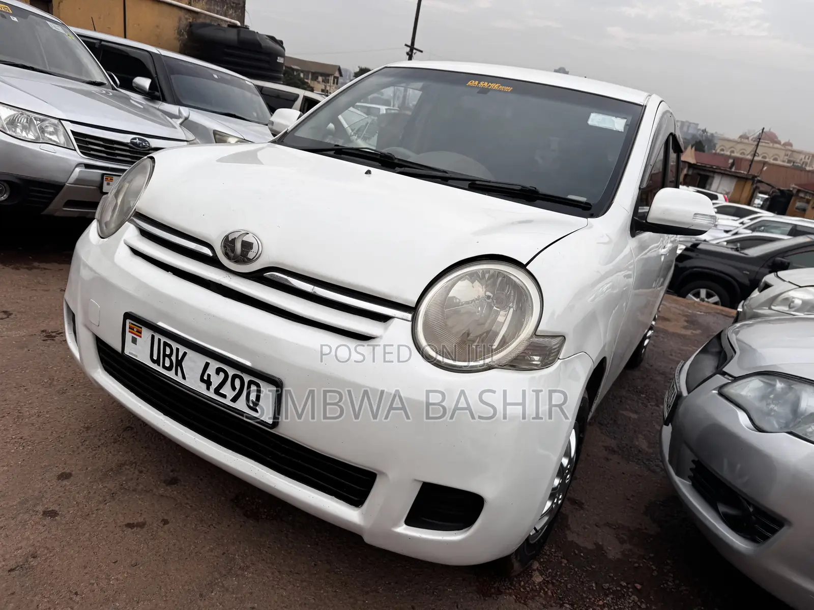 Toyota Sienta 2006 White