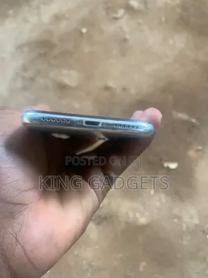 Apple iPhone X 256 GB White