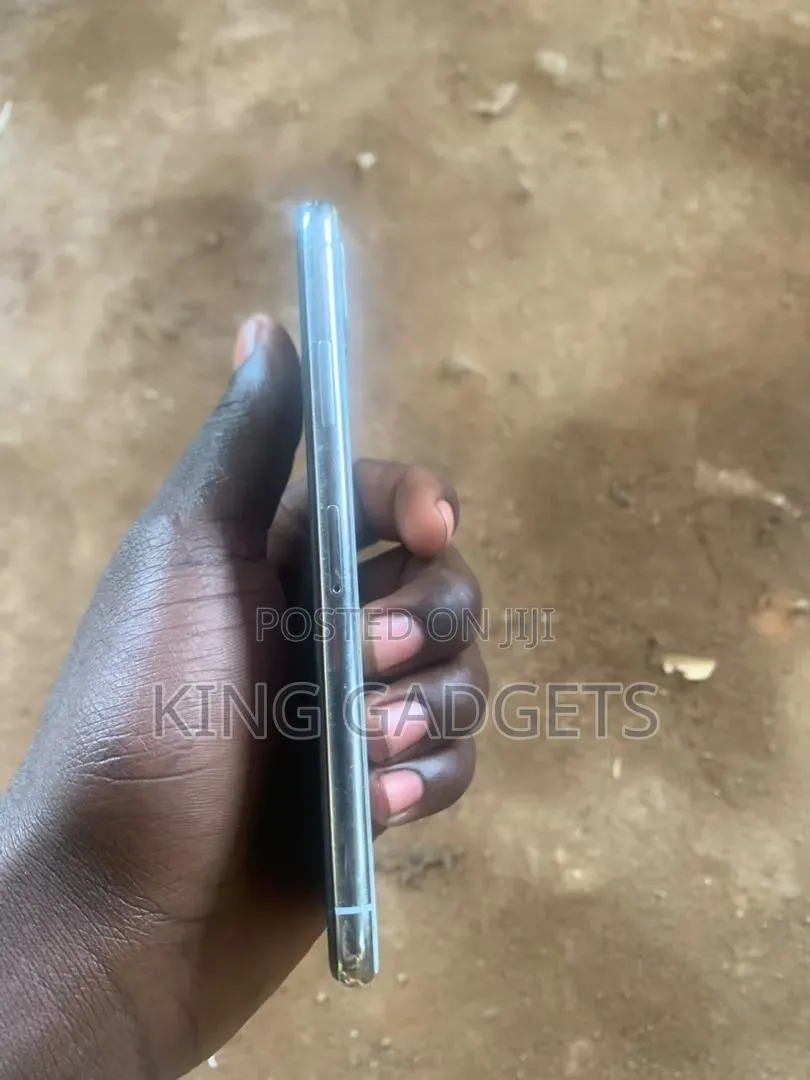 Apple iPhone X 256 GB White
