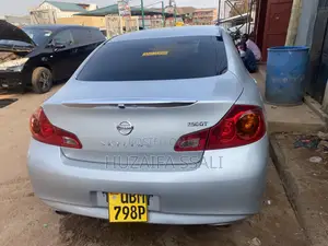 Nissan Fuga 2013 Silver