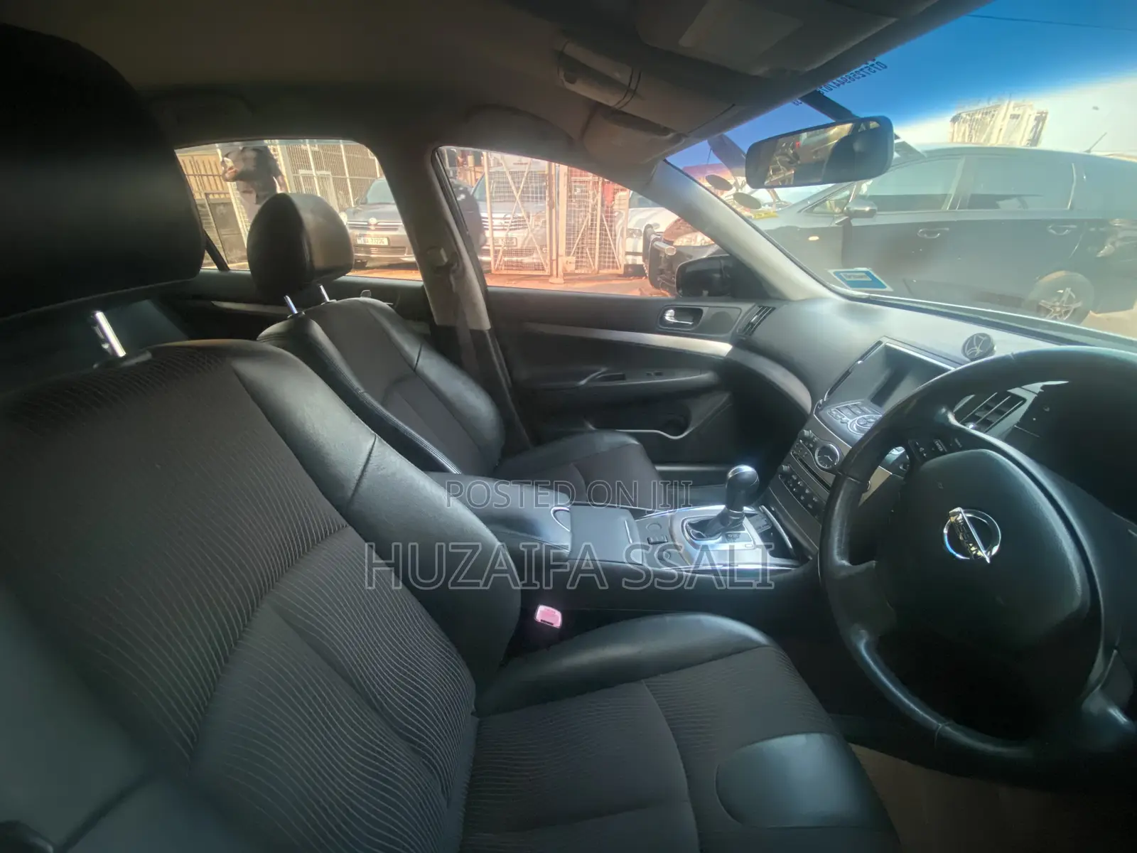 Nissan Fuga 2013 Silver