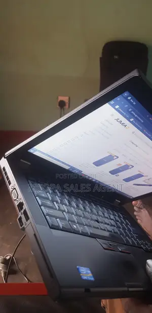 Laptop Lenovo ThinkPad T420 8GB Intel Core i5 HDD 256GB