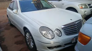 Mercedes-Benz E300 2007 White