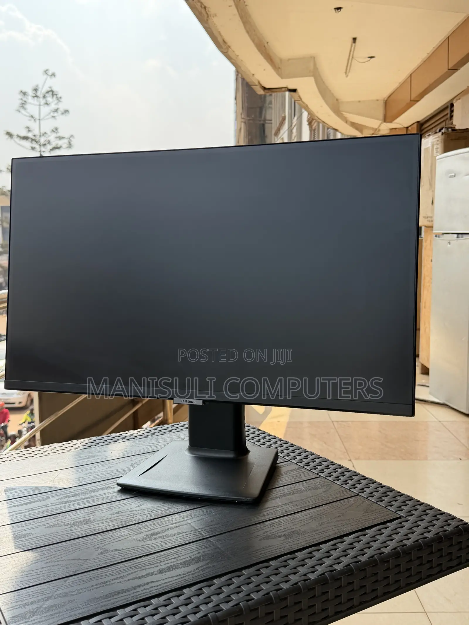 Samsung 27 Inch Screen