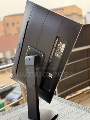 IPs Monitor Philips Type C and HDMI