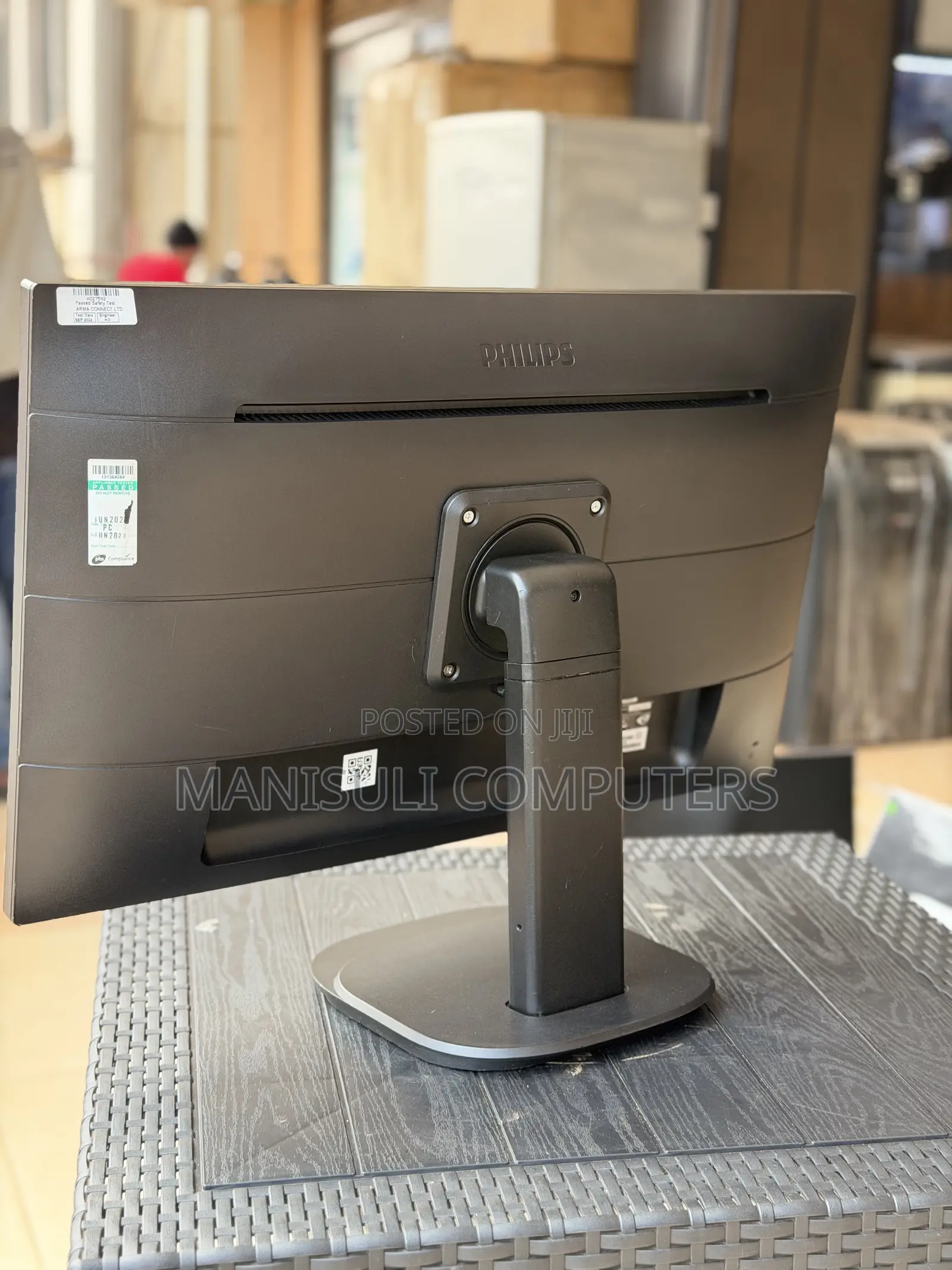 IPs Monitor Philips Type C and HDMI